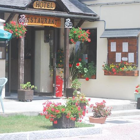 Hotel Restaurant De La Poste Saint-Colomban-des-Villards ภายนอก รูปภาพ